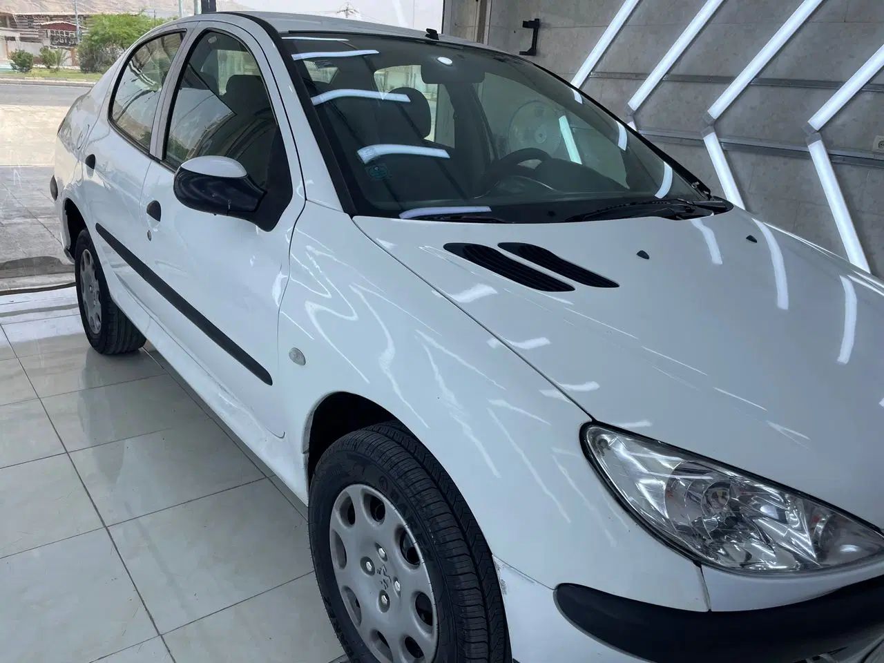 پژو ۲۰۶ صندوق دار v8 - 1390
