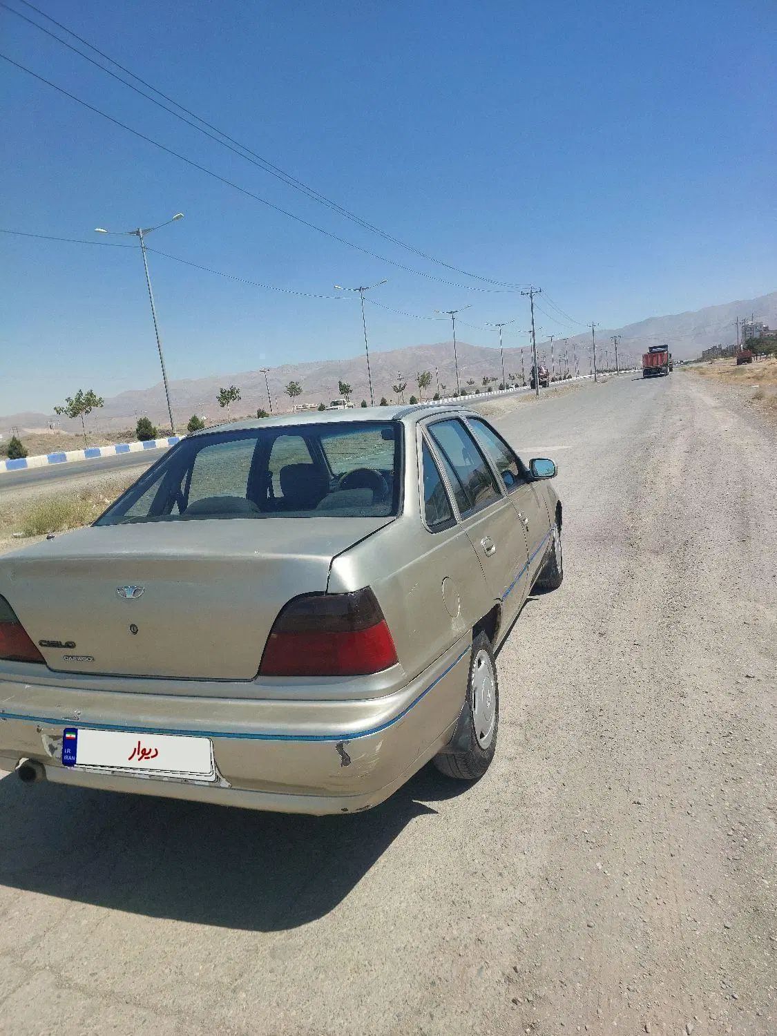 دوو سیلو سدان - 1379