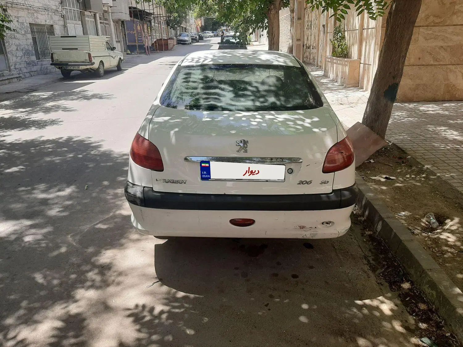 پژو ۲۰۶ صندوق دار v8 - 1389