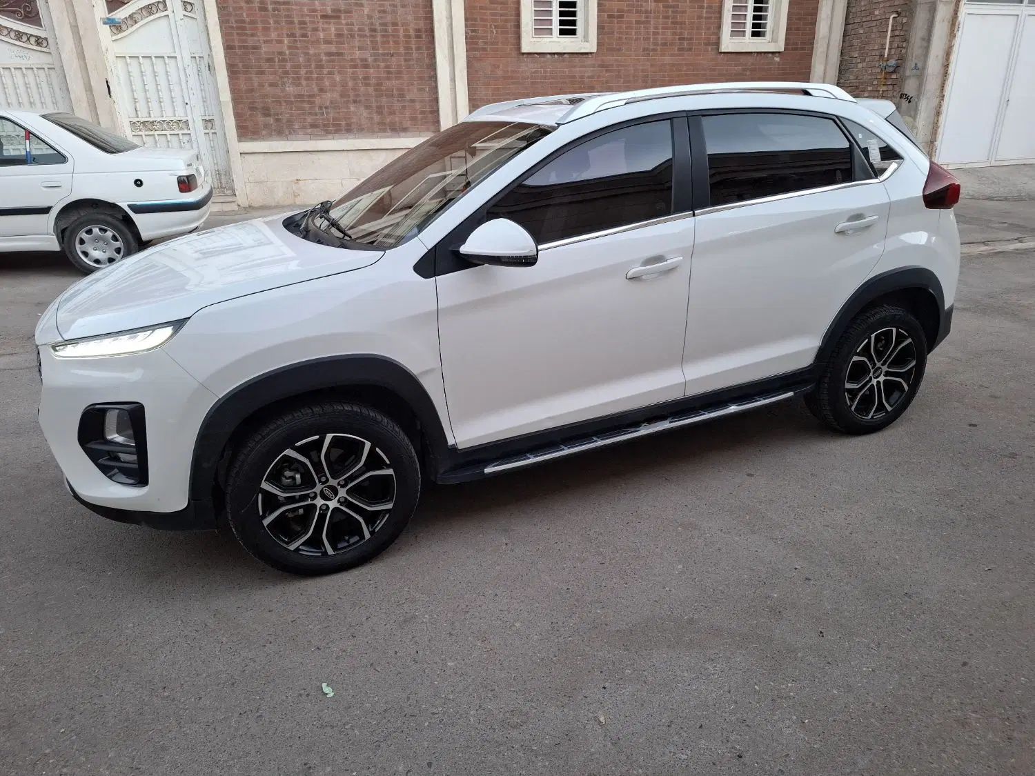 ام وی ام X22 پرو اتوماتیک اکسلنت - 1402