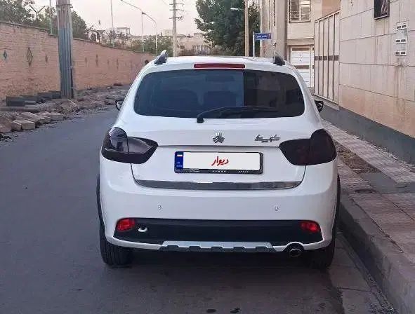 خودرو کوییک، معمولی آگهی ann_20368016