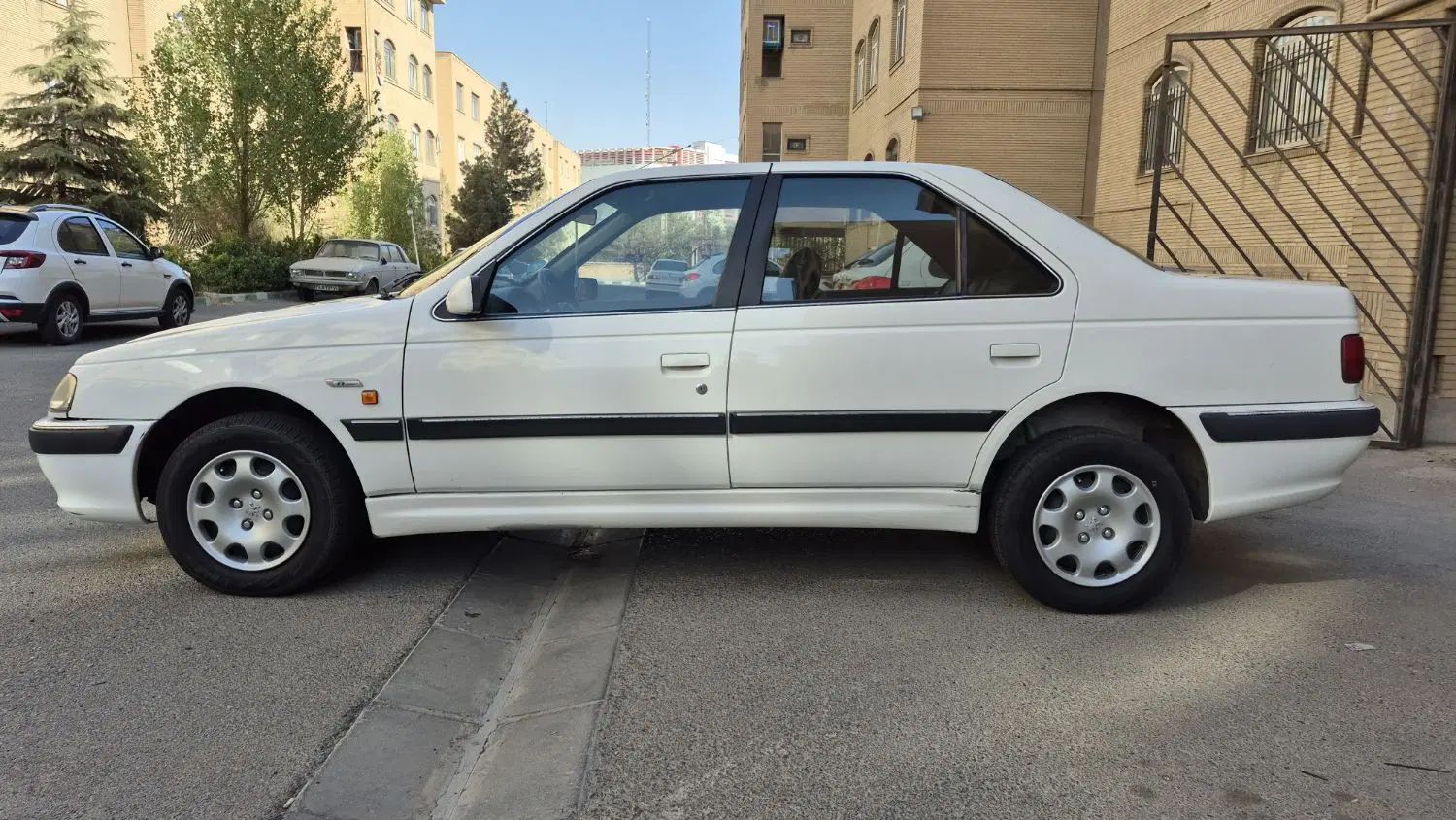 پژو پارس XU7ساده - 1389