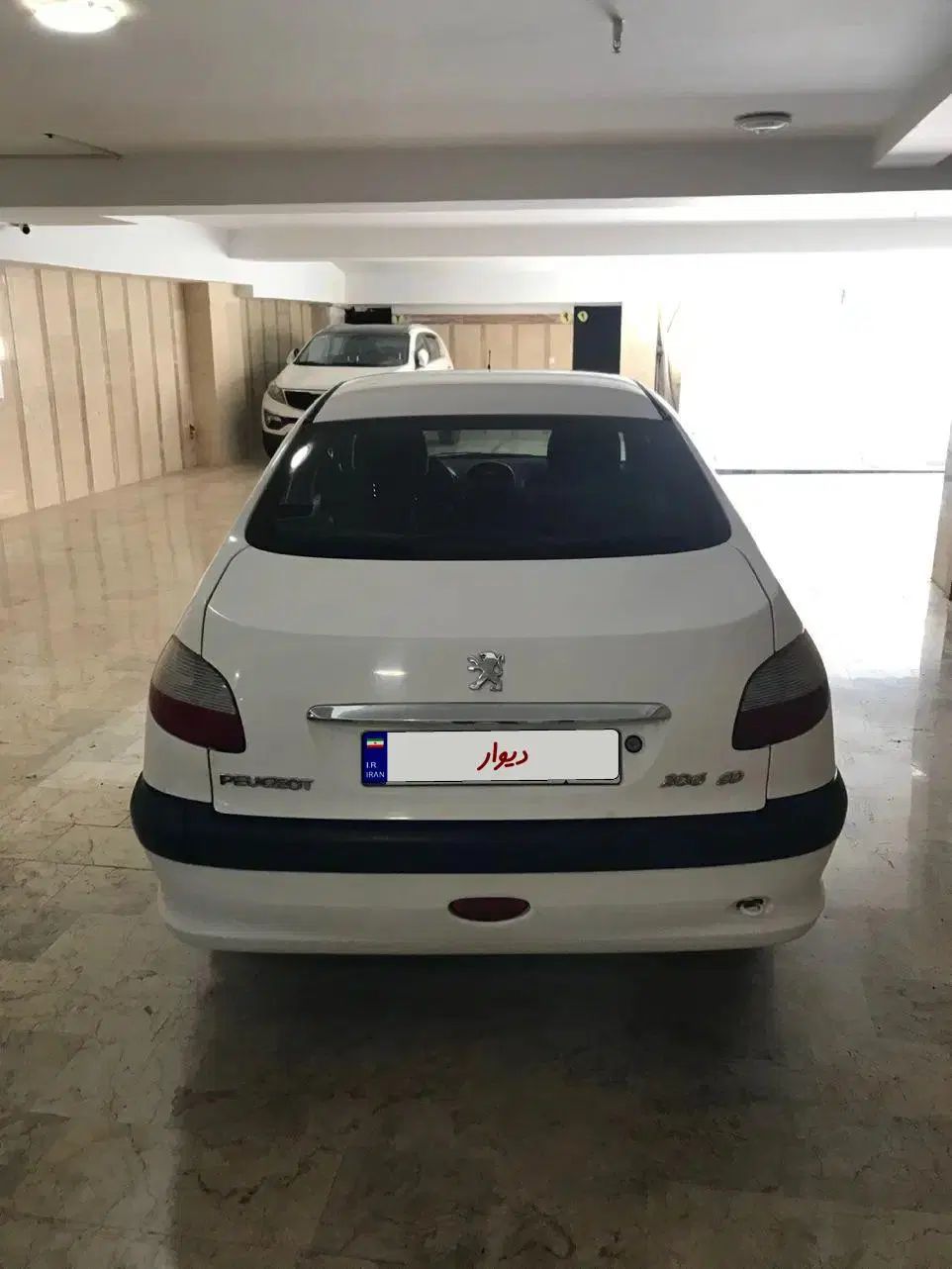 پژو ۲۰۶ صندوق دار v8 - 1390