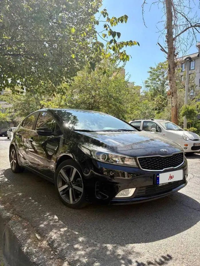 کیا سراتو 2.0 لیتر اتوماتیک GT لاین - 2017