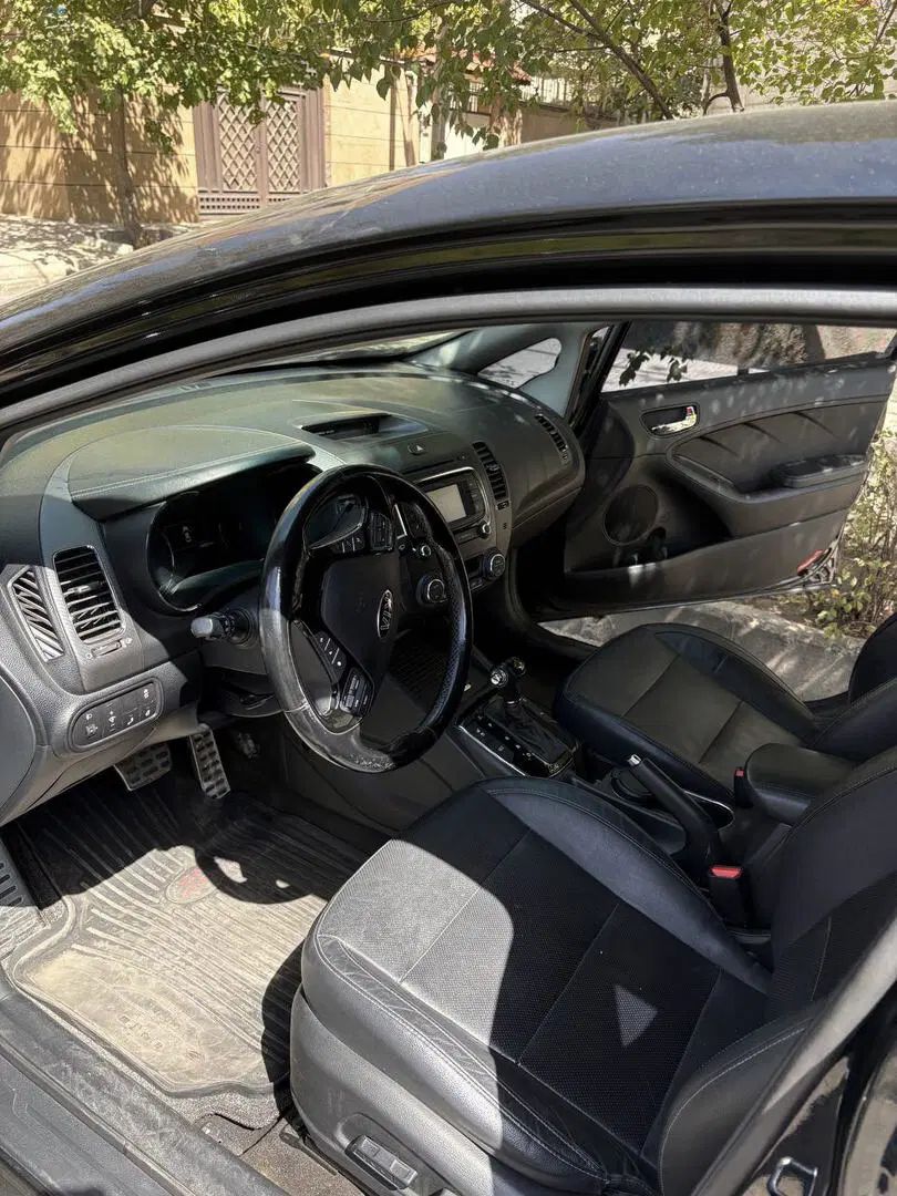 کیا سراتو 2.0 لیتر اتوماتیک GT لاین - 2017