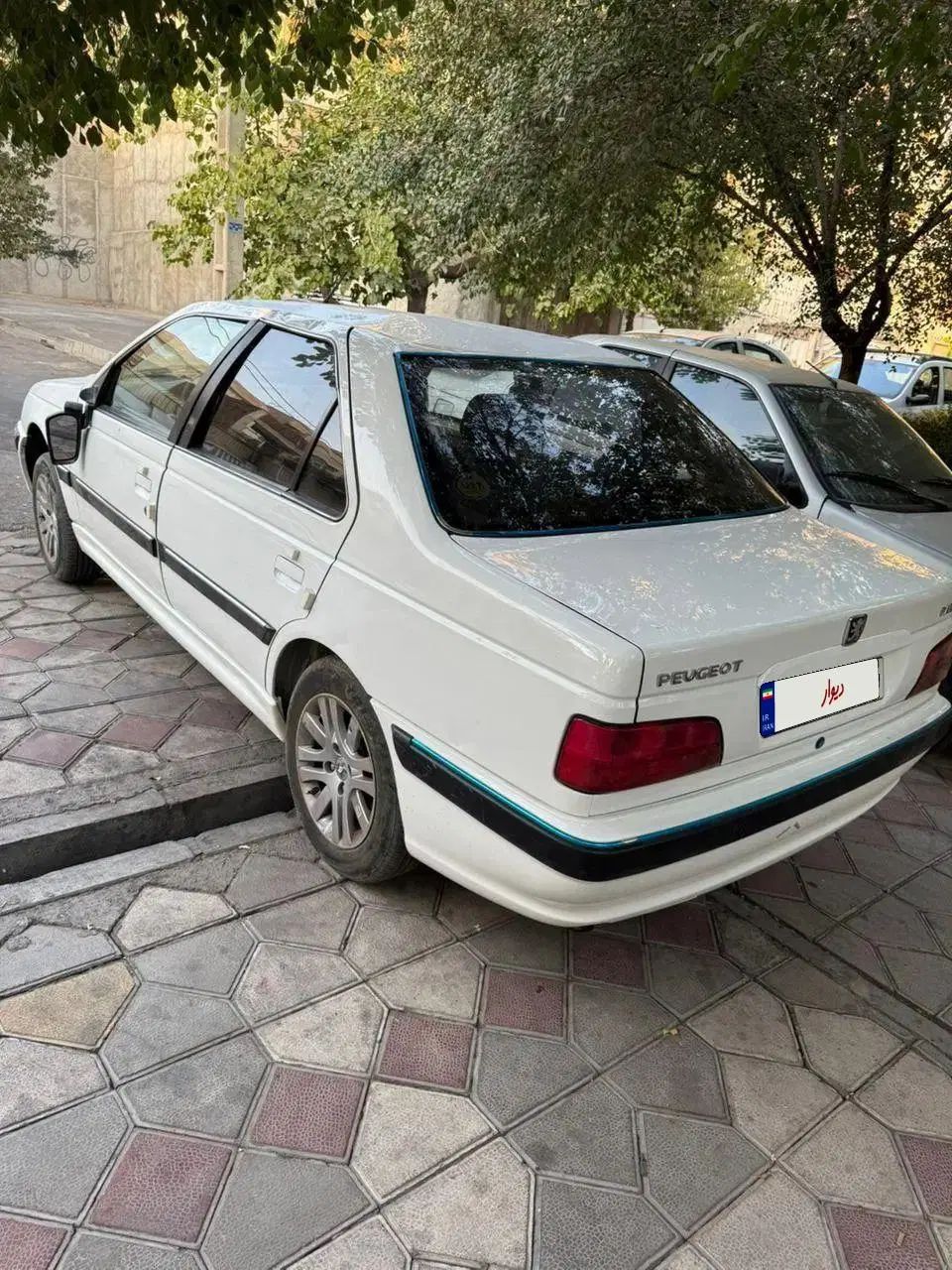 پژو پارس XU7P - 1402
