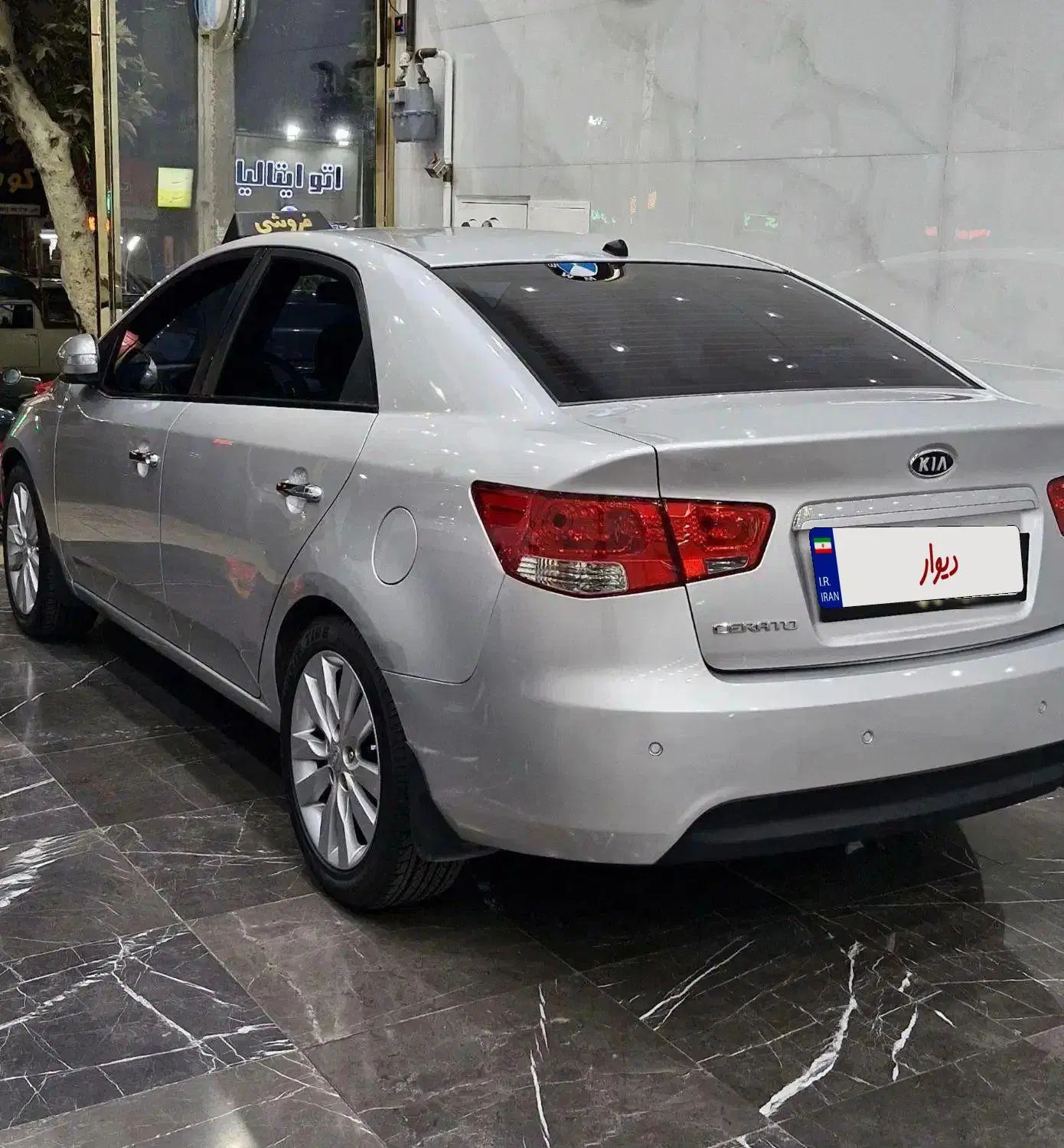 کیا سراتو 2.0 لیتر اتوماتیک GT لاین - 2010