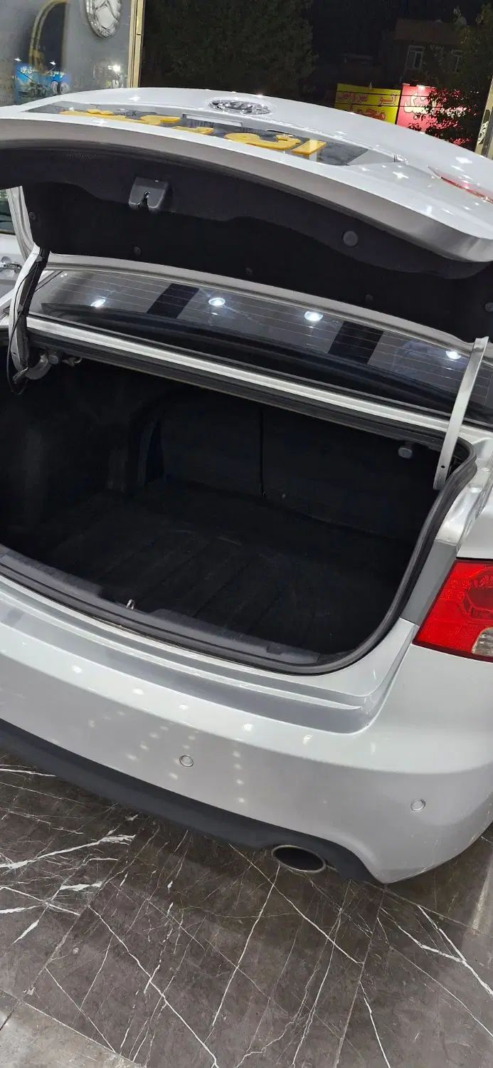 کیا سراتو 2.0 لیتر اتوماتیک GT لاین - 2010