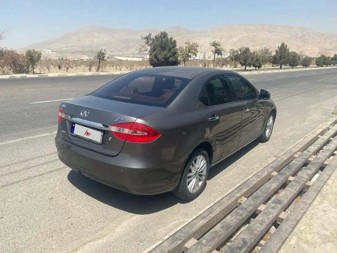 جک J5 اتوماتیک - 1395