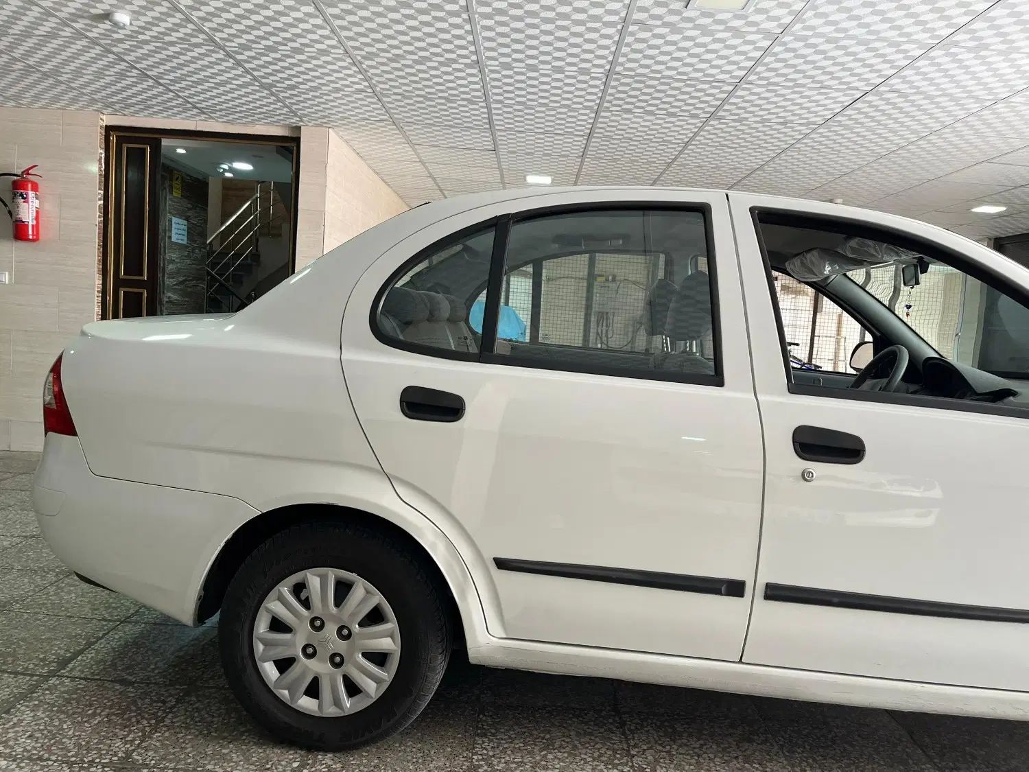 تیبا صندوق دار SX - 1399