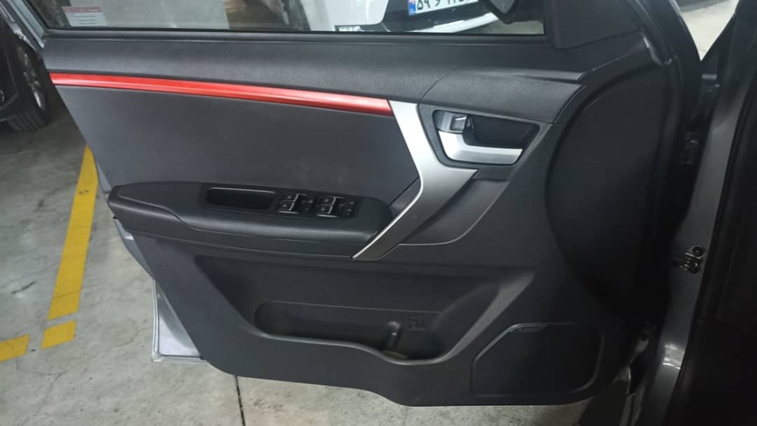 ام وی ام X33 S اتوماتیک اسپرت فیس جدید - 1399