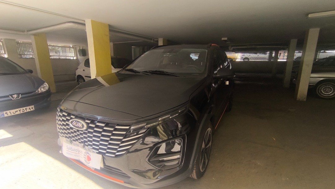 خودرو ام وی ام، X33 کراس آگهی ann_20370491