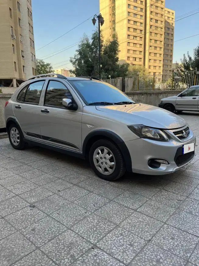 کوییک R دنده‌ای - 1402