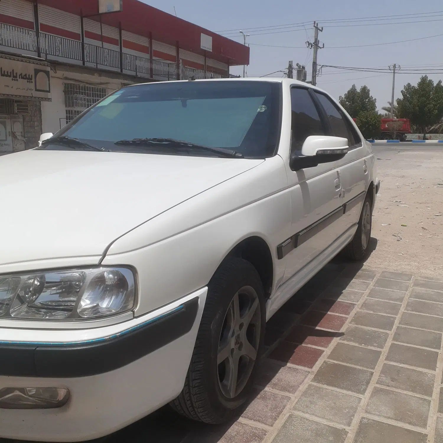 پژو پارس XU7P - 1401