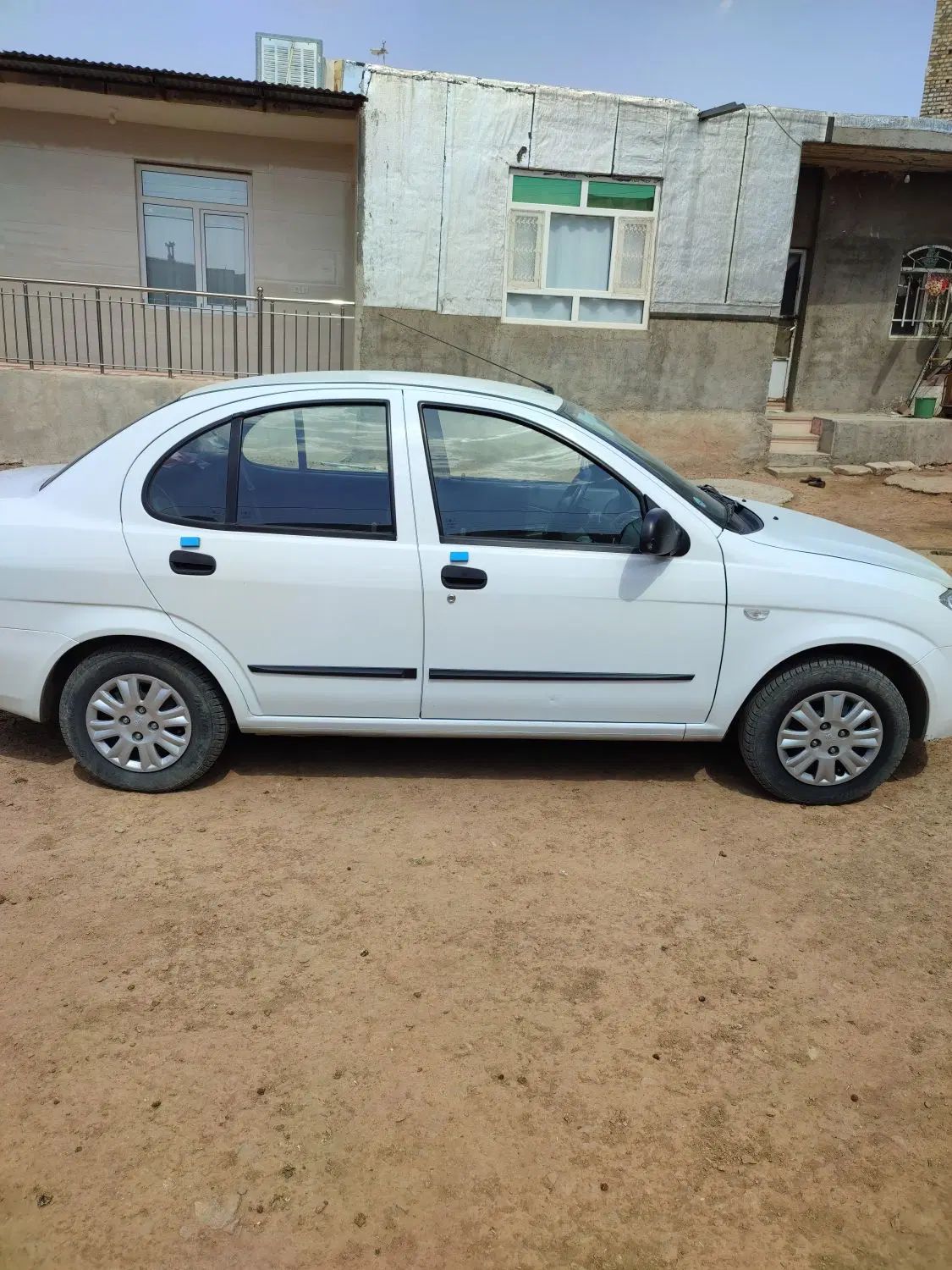 تیبا صندوق دار SL - 1392