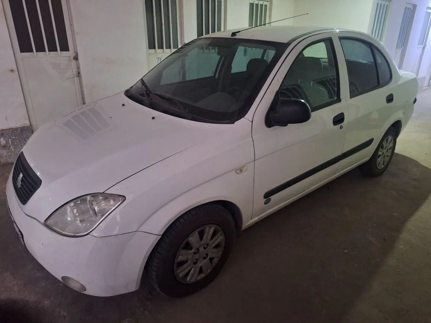 تیبا صندوق دار SX - 1395
