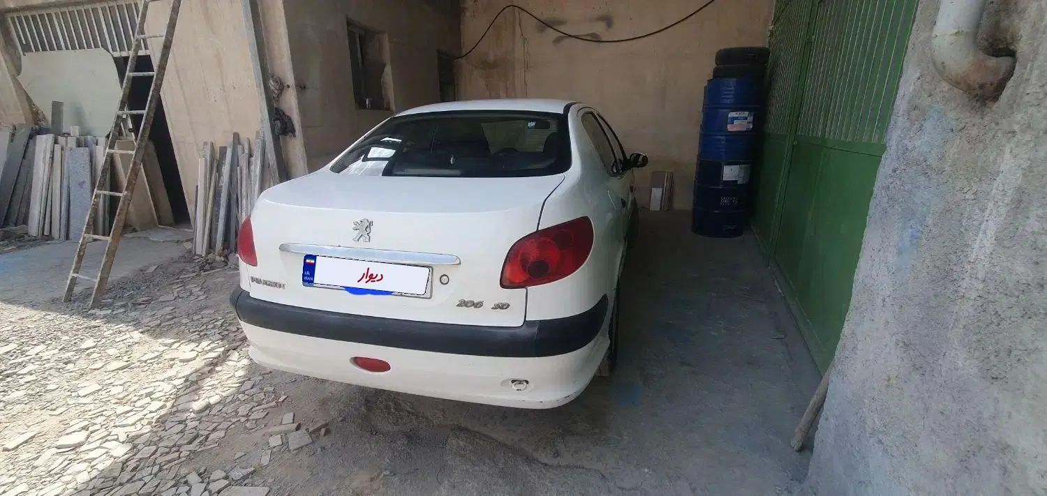 خودرو پژو، ۲۰۶ صندوق دار آگهی ann_20371711