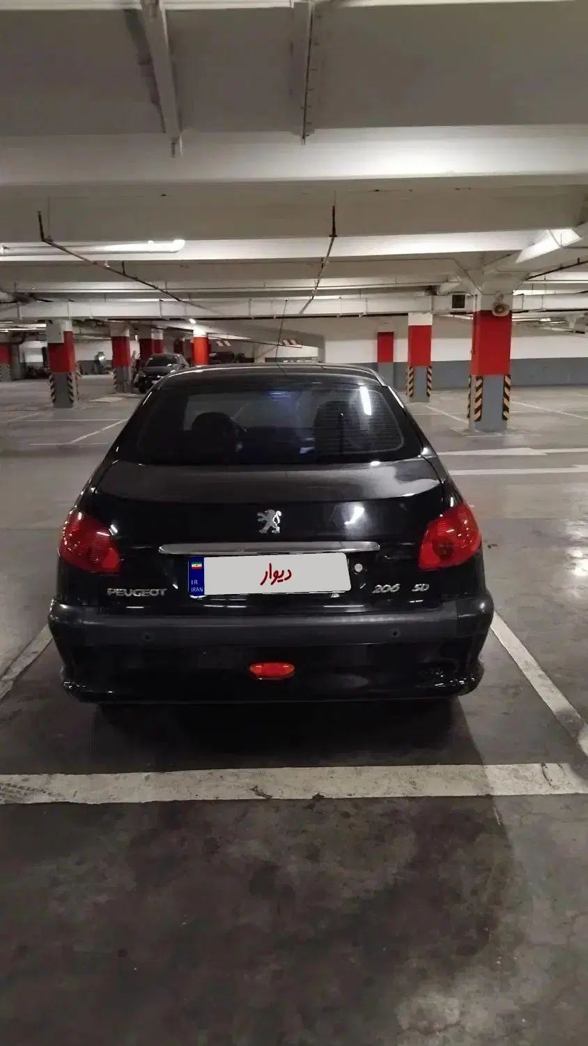 پژو ۲۰۶ صندوق دار v8 - 1396