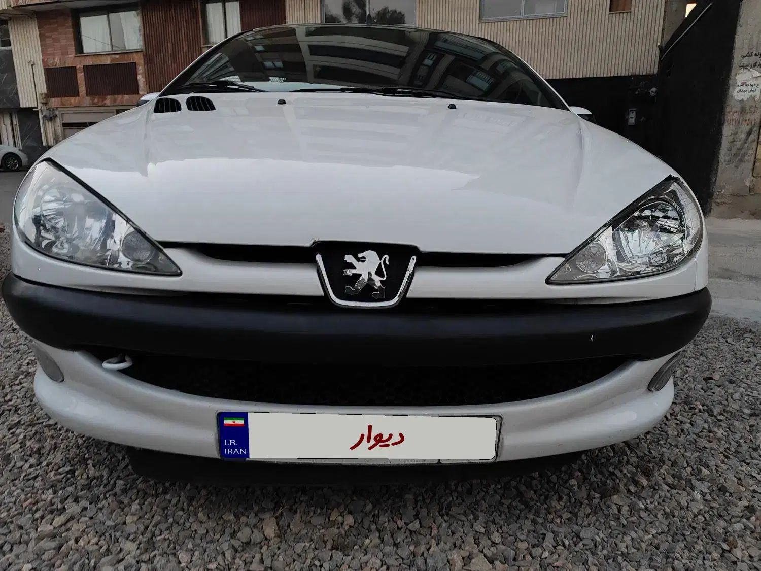 پژو ۲۰۶ صندوق دار v8 - 1390
