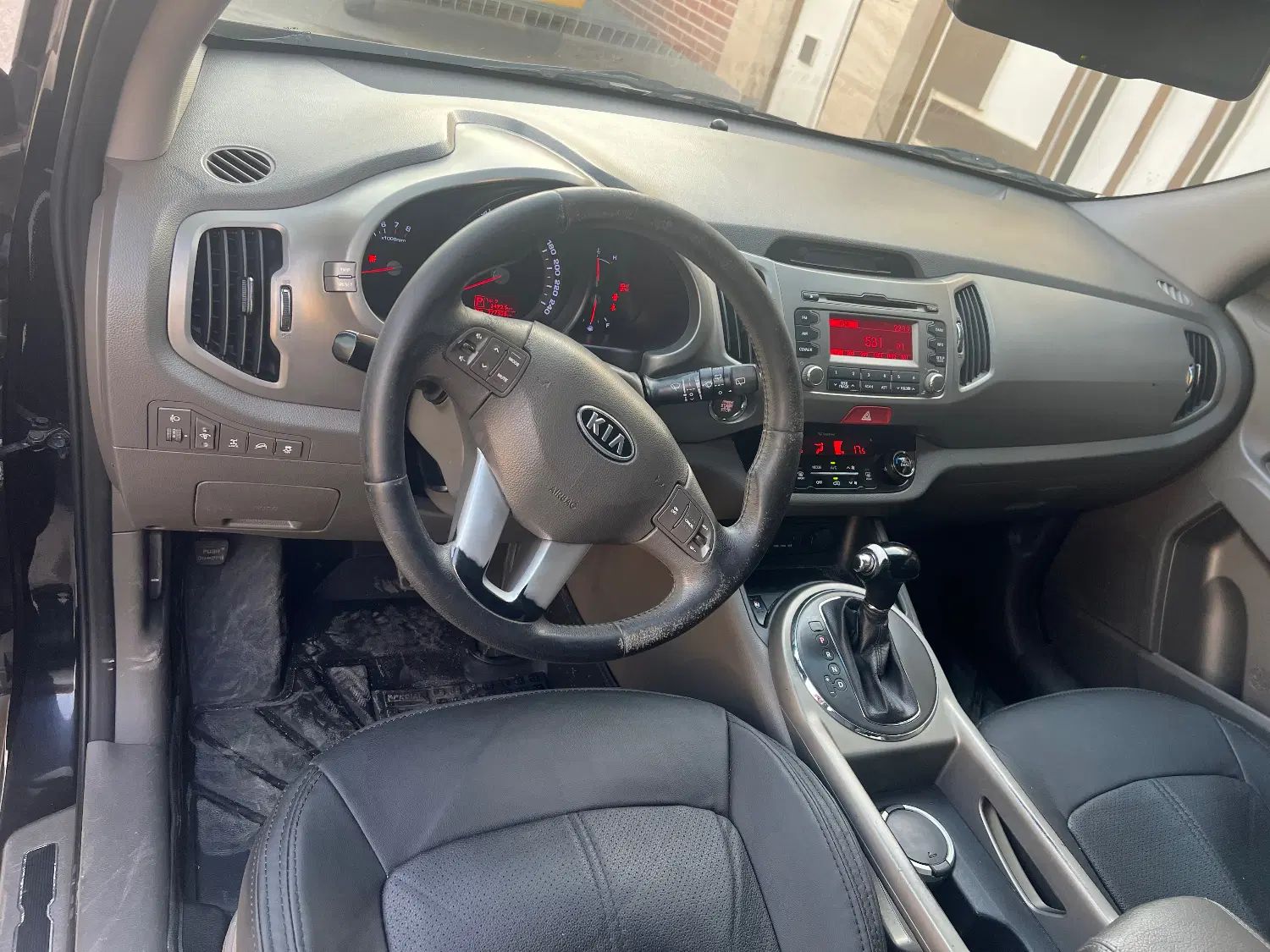 کیا اسپورتیج 4 سیلندر فول 2400cc - 2011