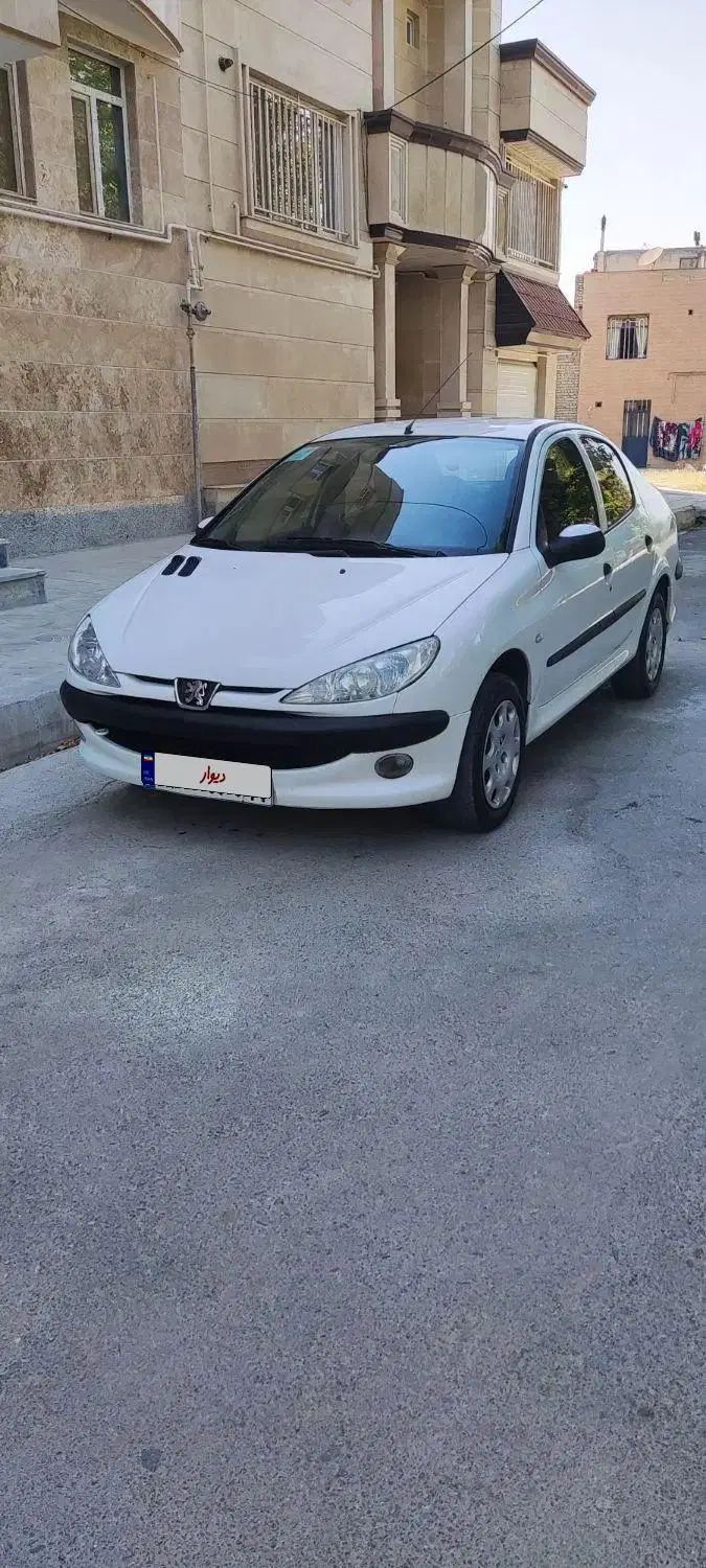 پژو ۲۰۶ صندوق دار v8 - 1395