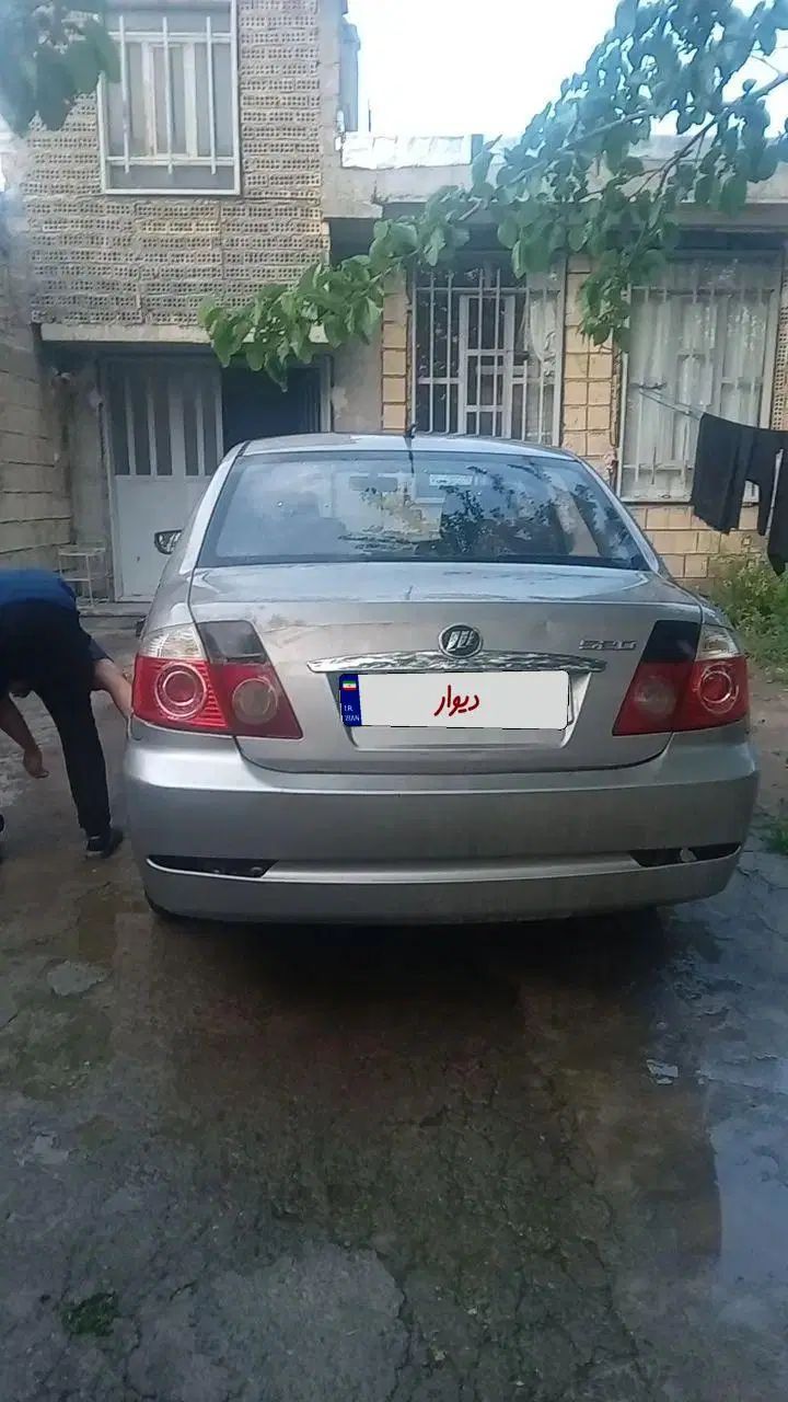 لیفان 520 دنده‌ای - 1389