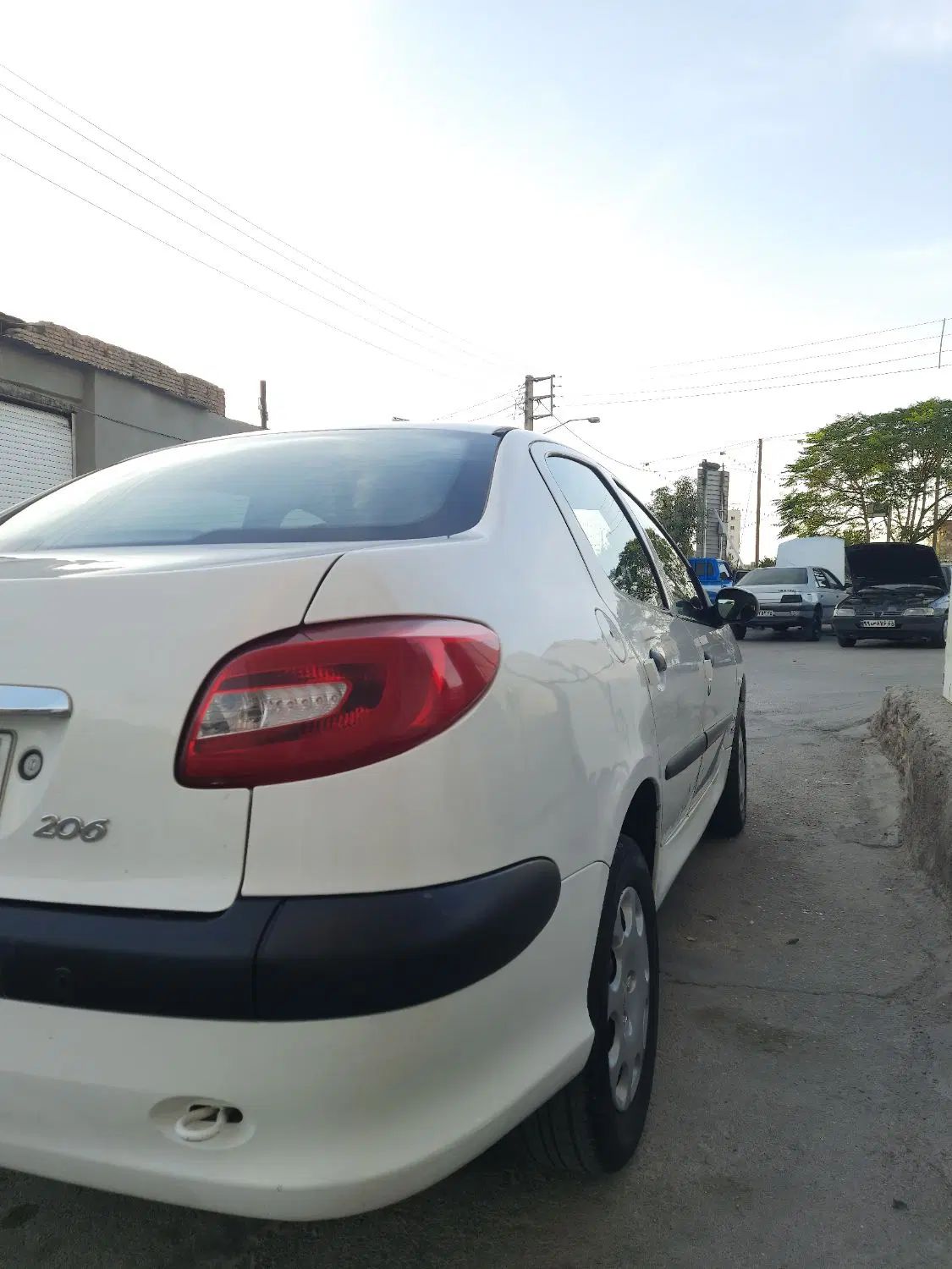 پژو ۲۰۶ صندوق دار v8 - 1393