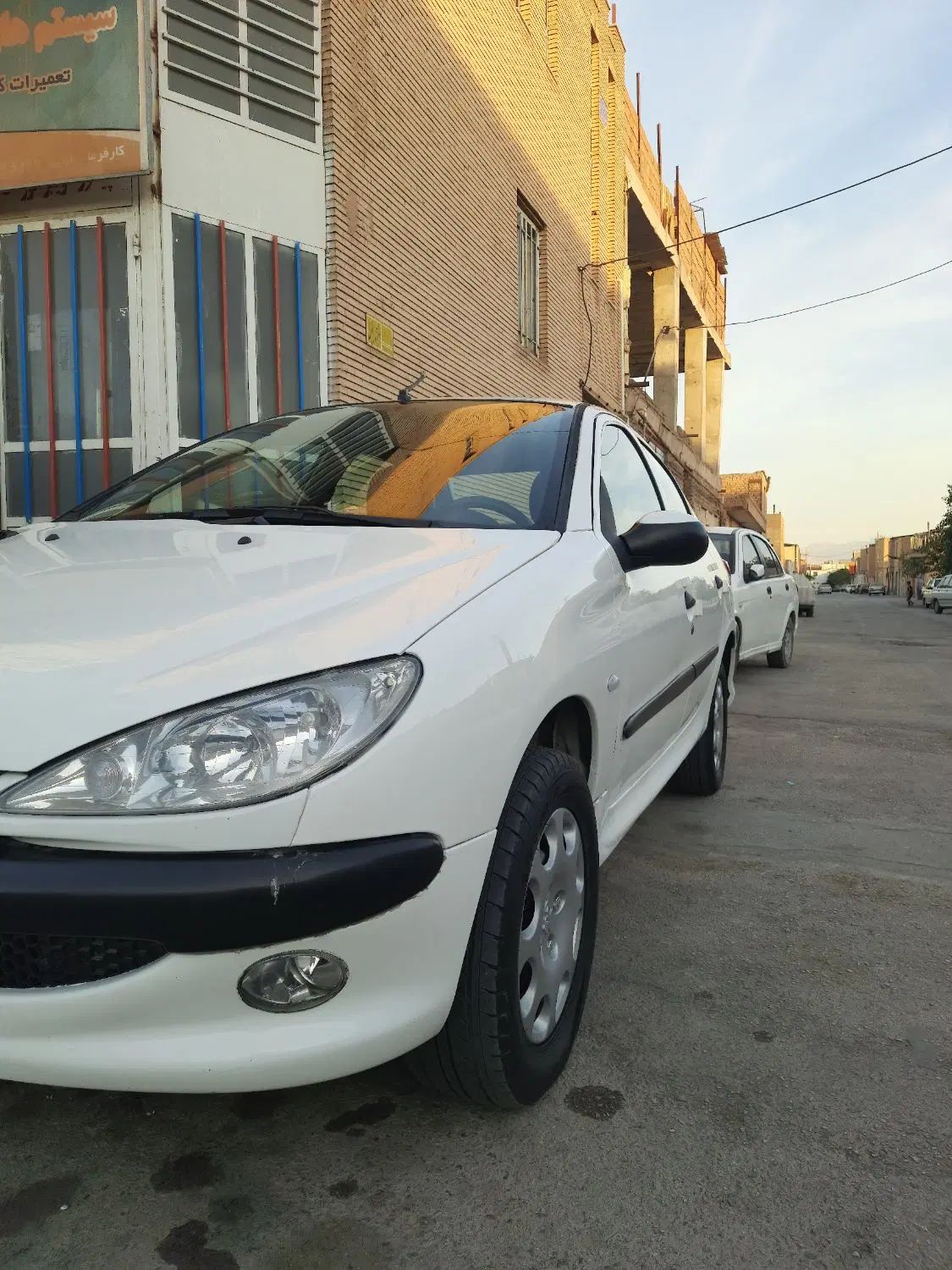 پژو ۲۰۶ صندوق دار v8 - 1393