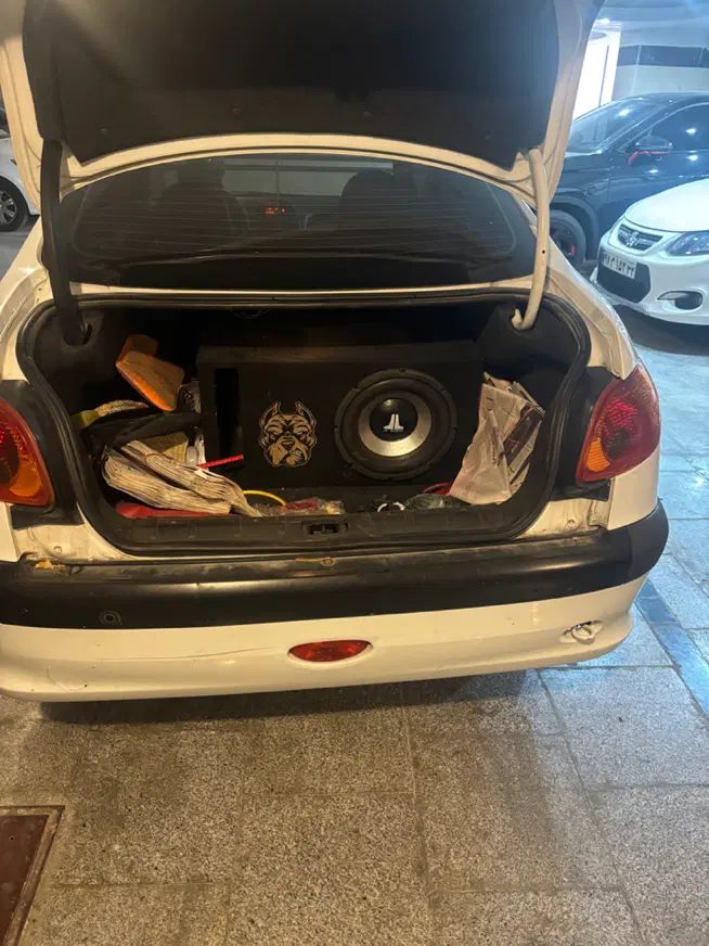 پژو ۲۰۶ صندوق دار v8 - 1393