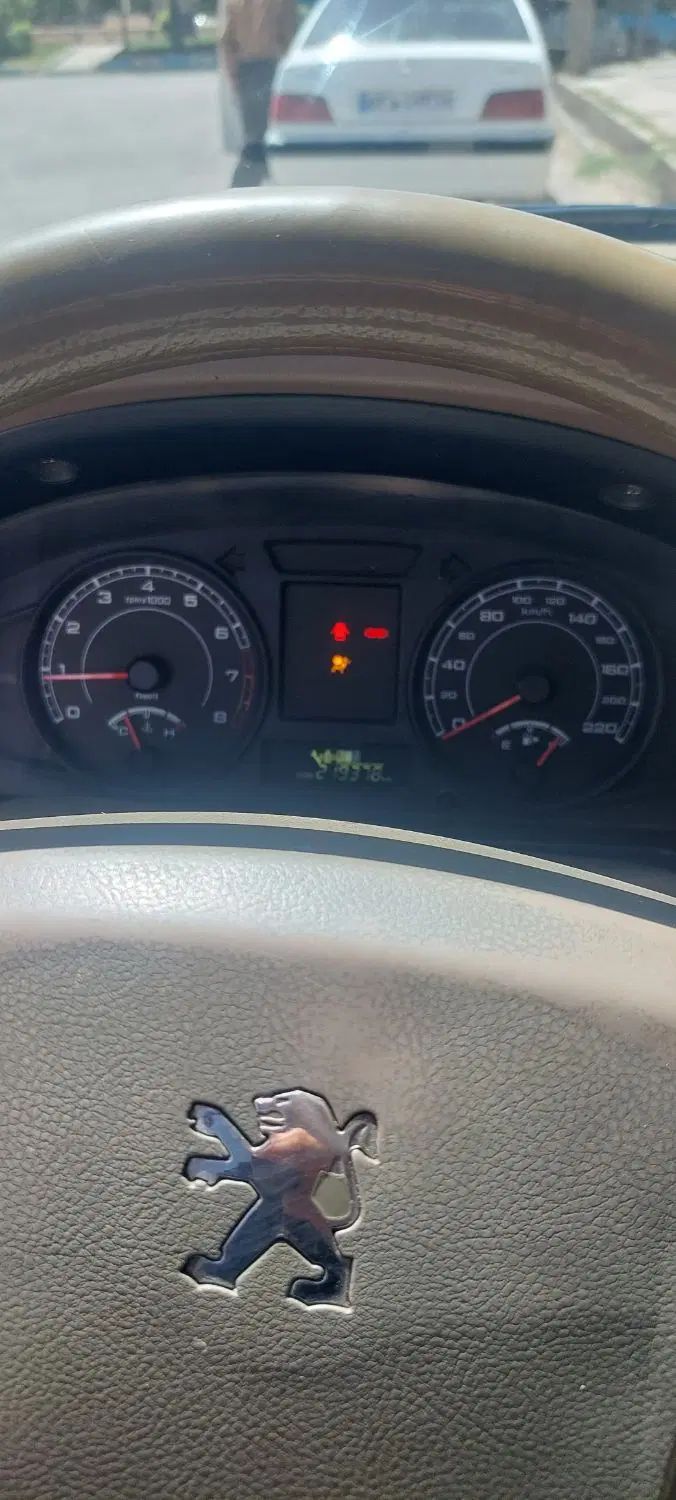 پژو 405 GLX - دوگانه سوز - 1395