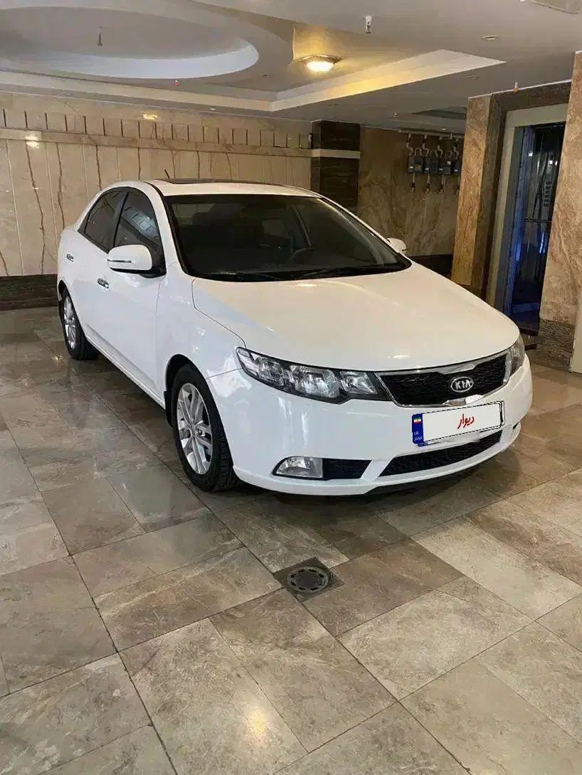 خودرو کیا، سراتو مونتاژ آگهی ann_20372854