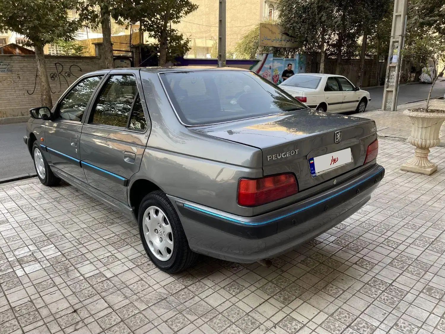 پژو پارس سال - 1392