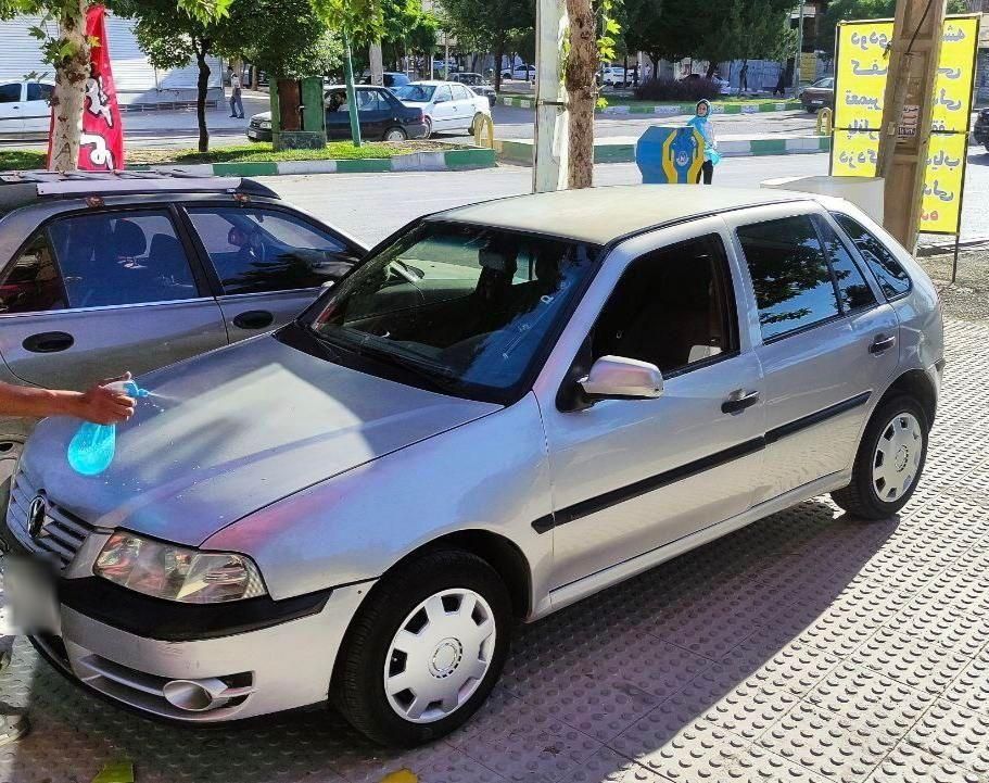 خودرو فولکس، گل آگهی ann_20373018