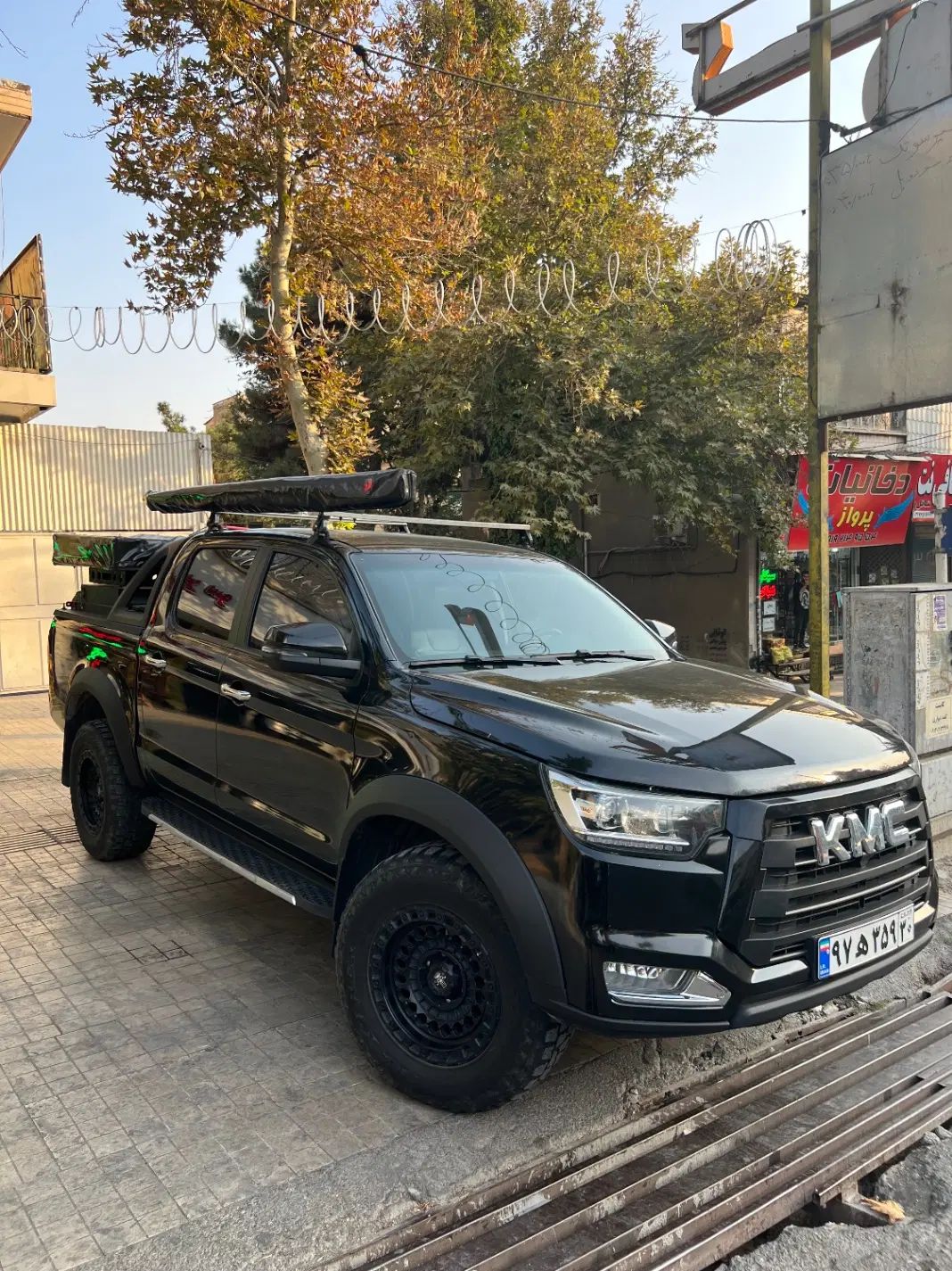 خودرو کی ام سی، T8 آگهی ann_20373402