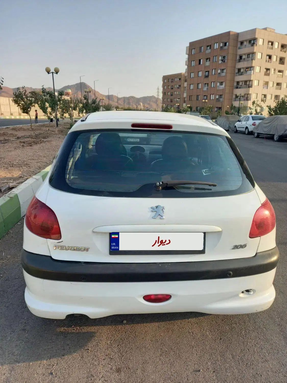 پژو 206 تیپ 2 - 1396