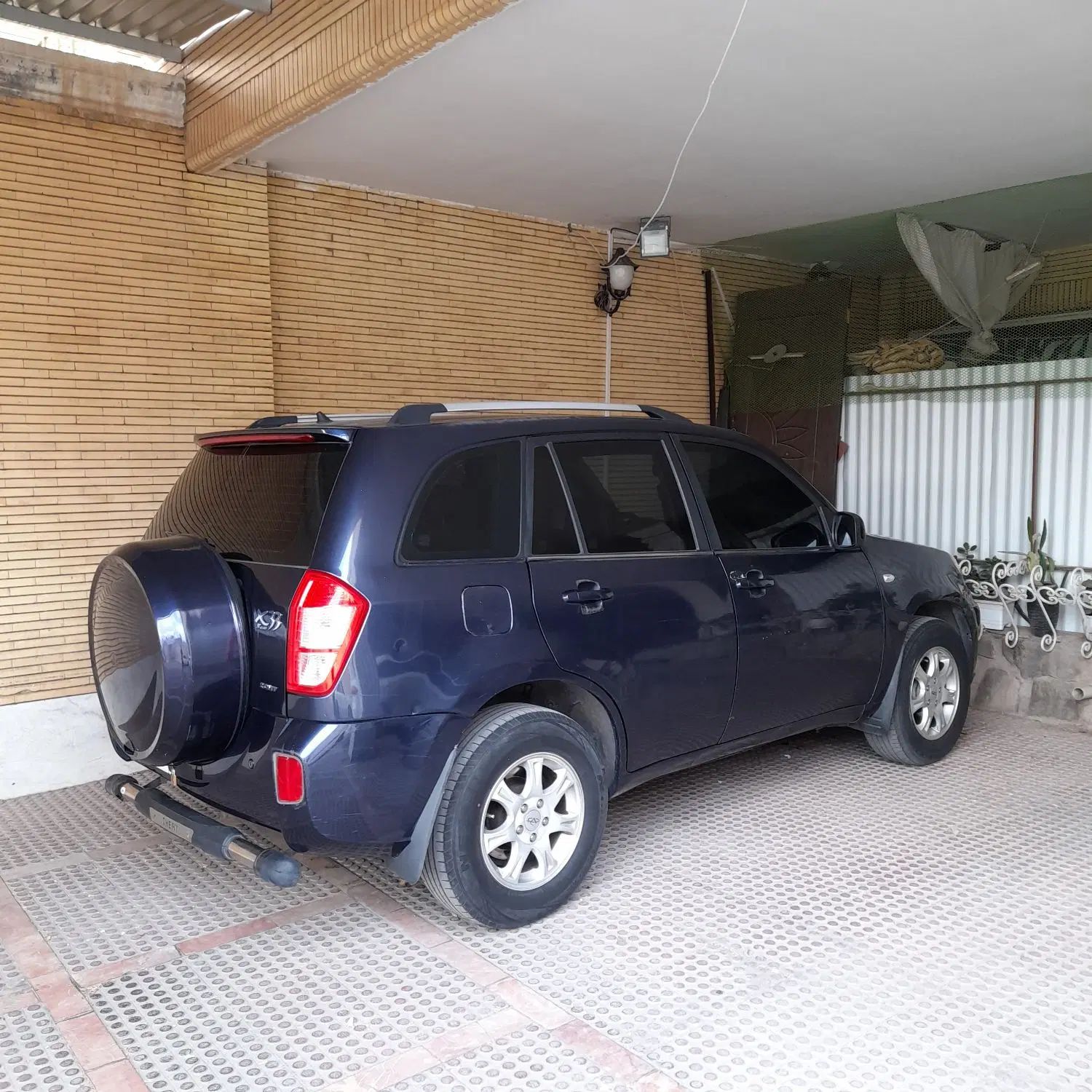 ام وی ام X33 دنده‌ای ساده - 1394