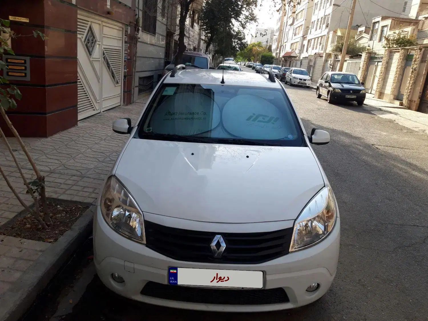 رنو ساندرو دنده ای - 1395