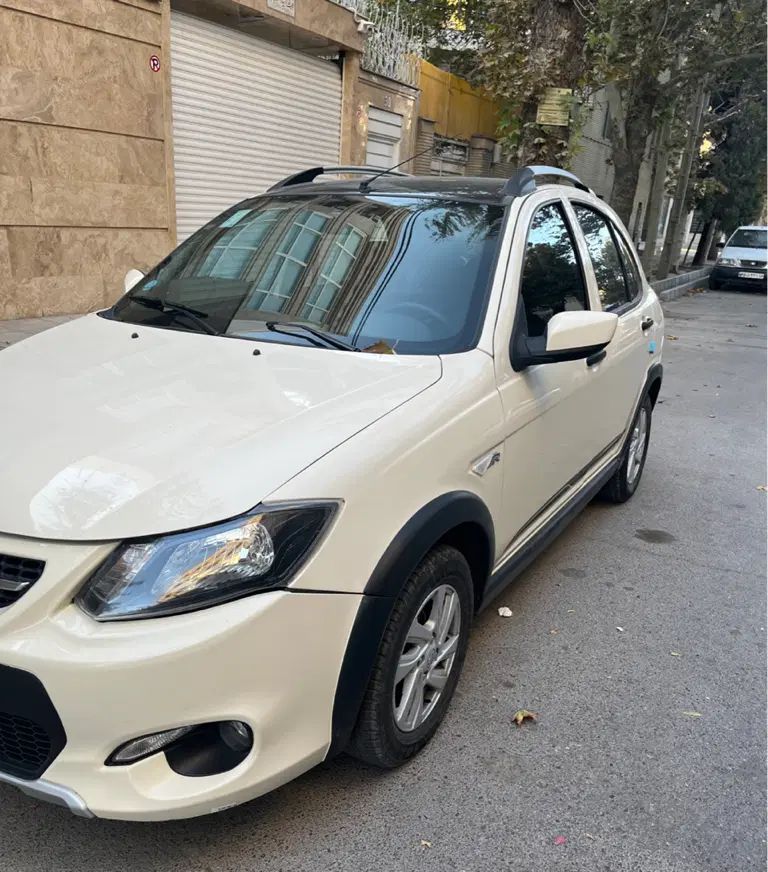 کوییک R دنده‌ای - 1402