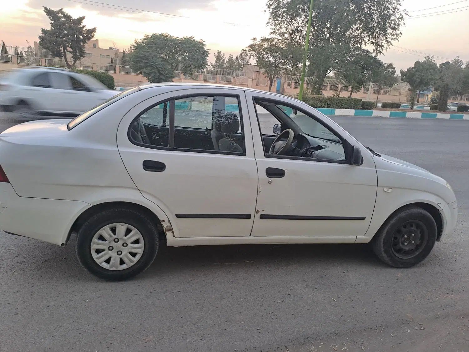 تیبا صندوق دار SX - 1393
