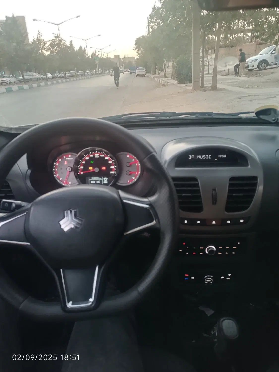 کوییک SR دنده ای - 1402