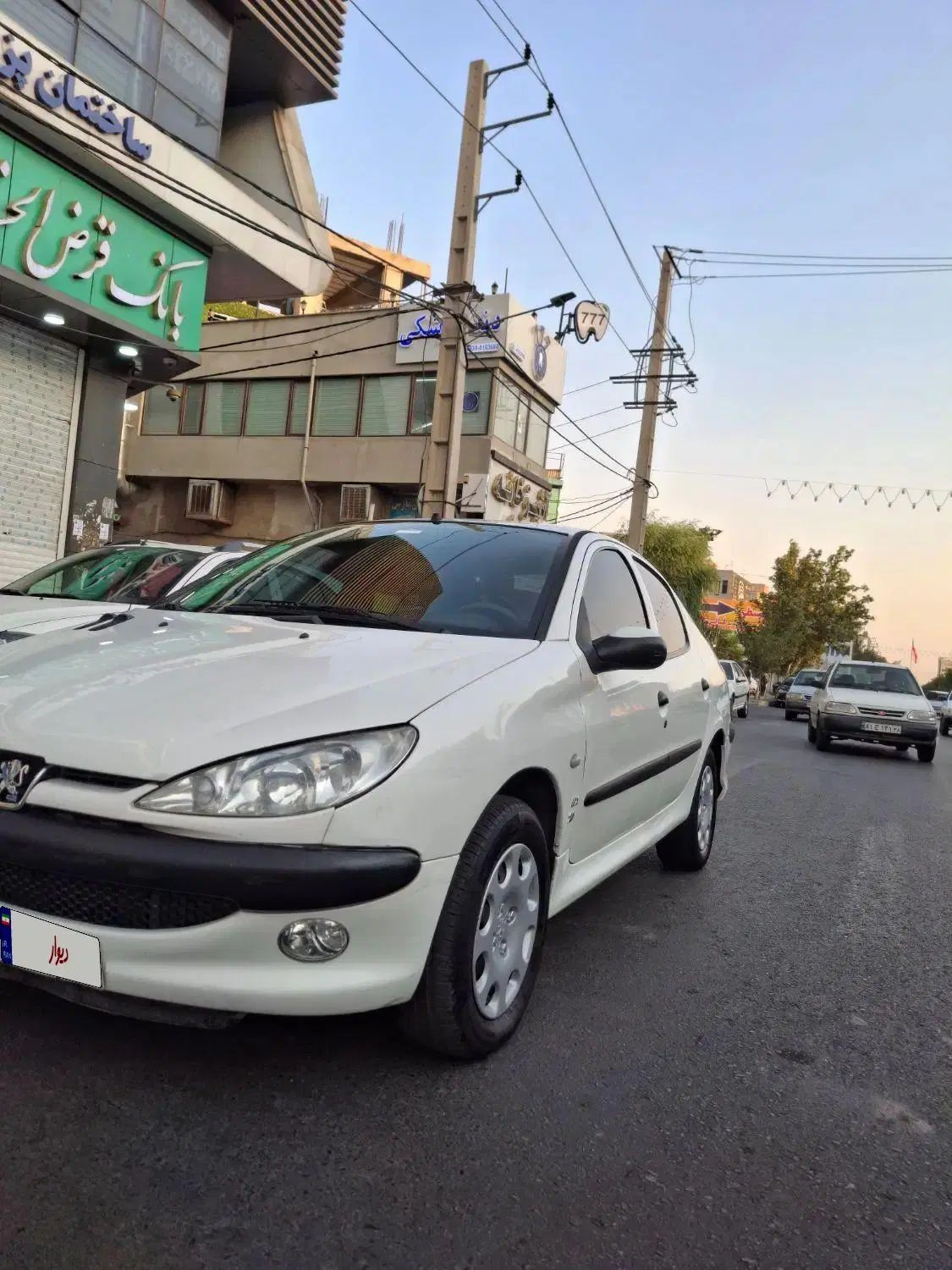 پژو ۲۰۶ صندوق دار v8 - 1396