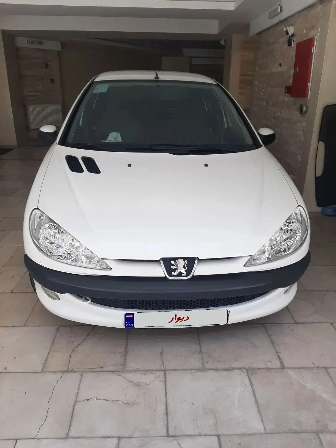 پژو ۲۰۶ صندوق دار v8 - 1397