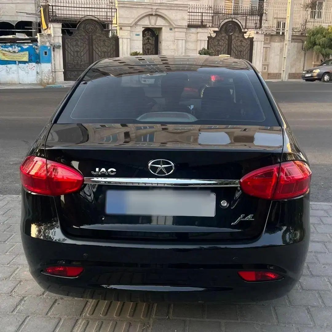 جک J4 اتوماتیک آپشنال - 1402