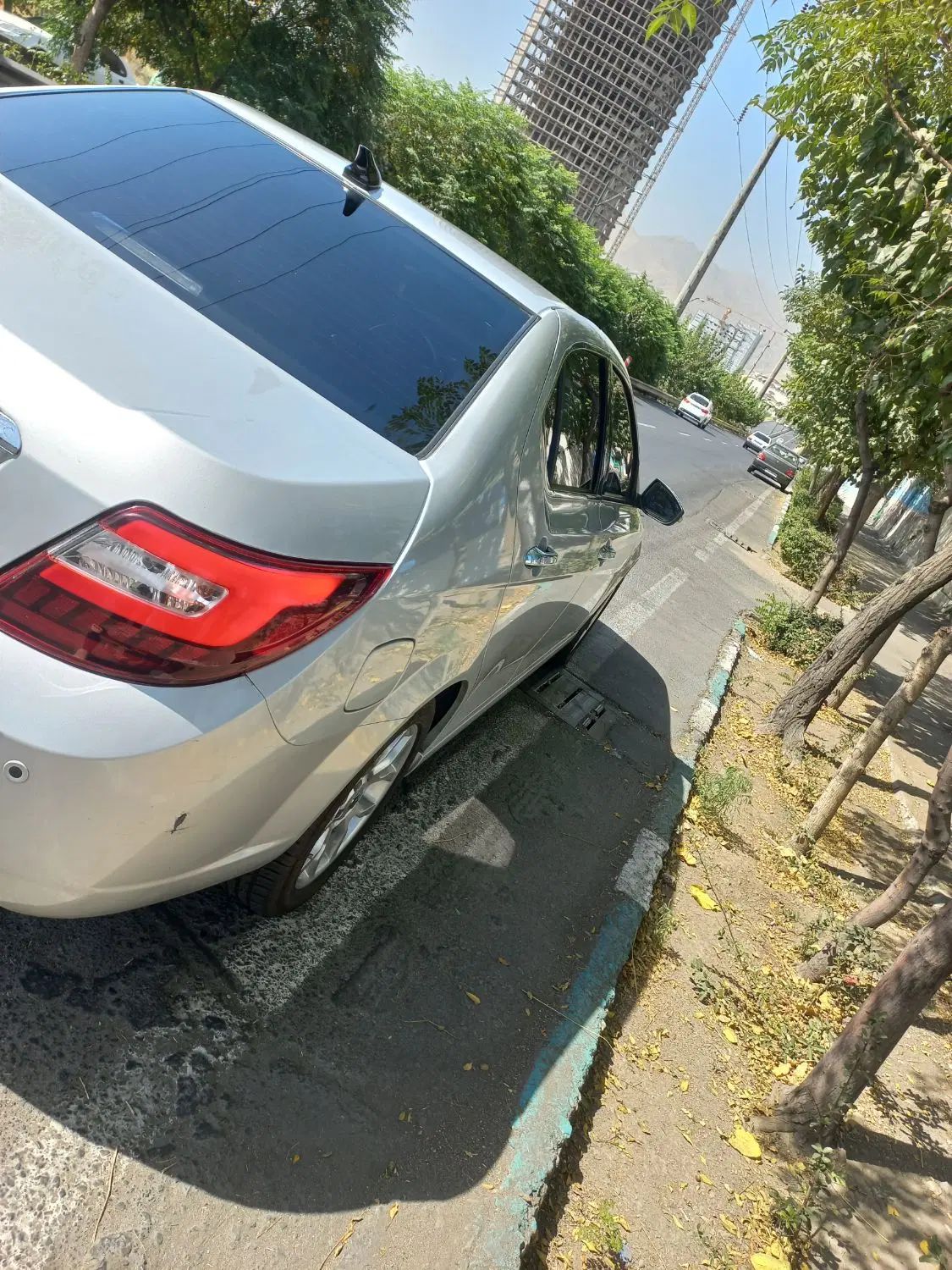 دنا پلاس تیپ ۱ دو ایربگ - 1402