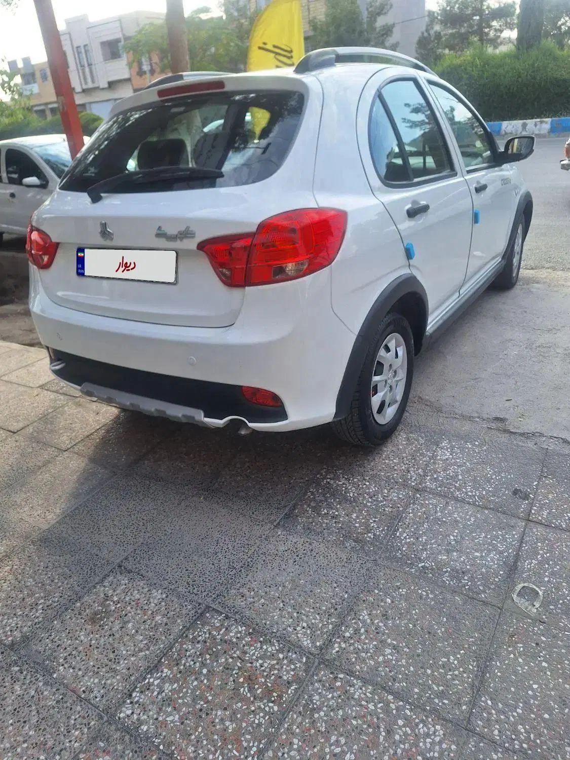 خودرو کوییک، معمولی آگهی ann_20373785