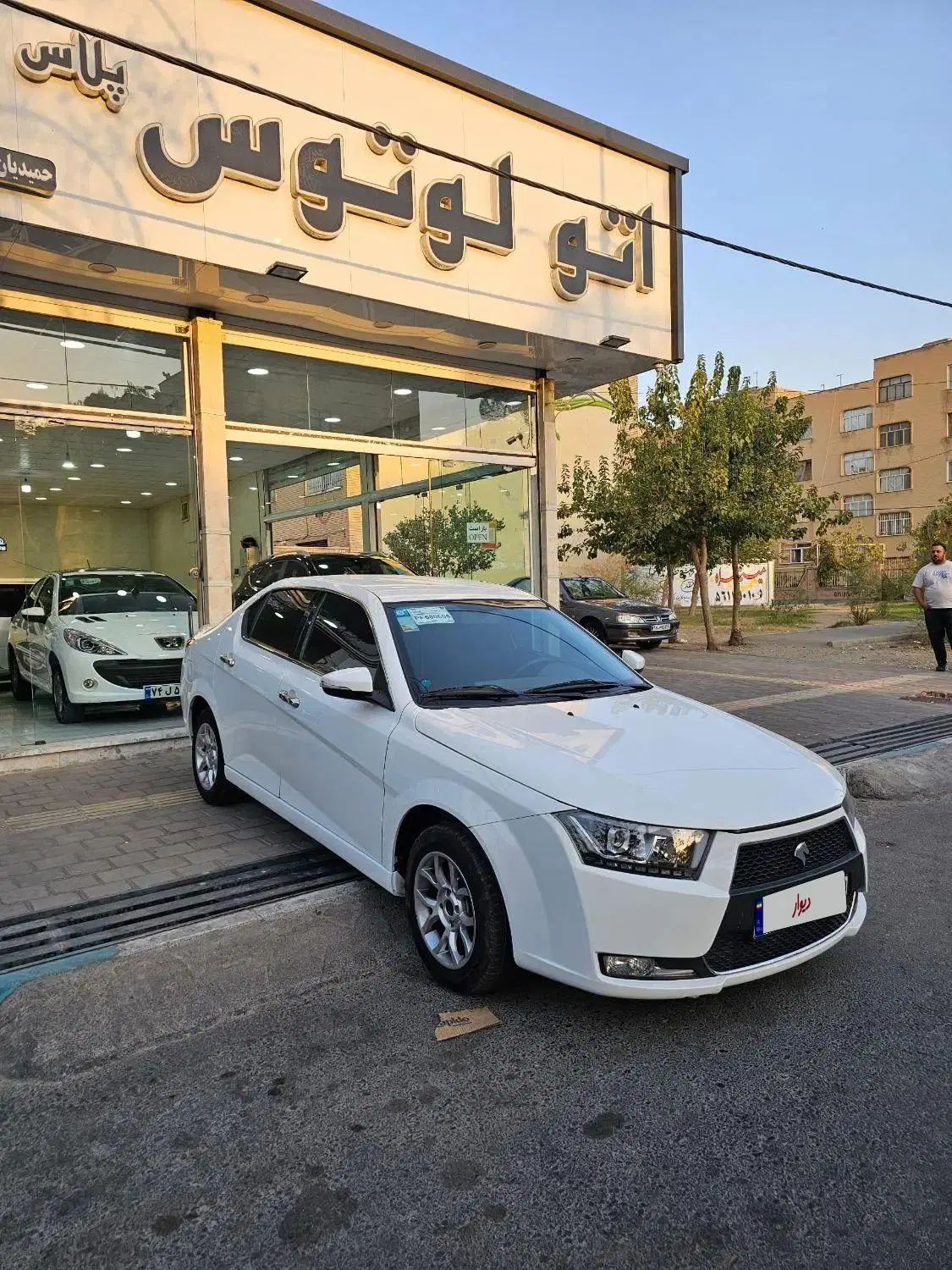 دنا پلاس ۵ دنده EF7 - 1402
