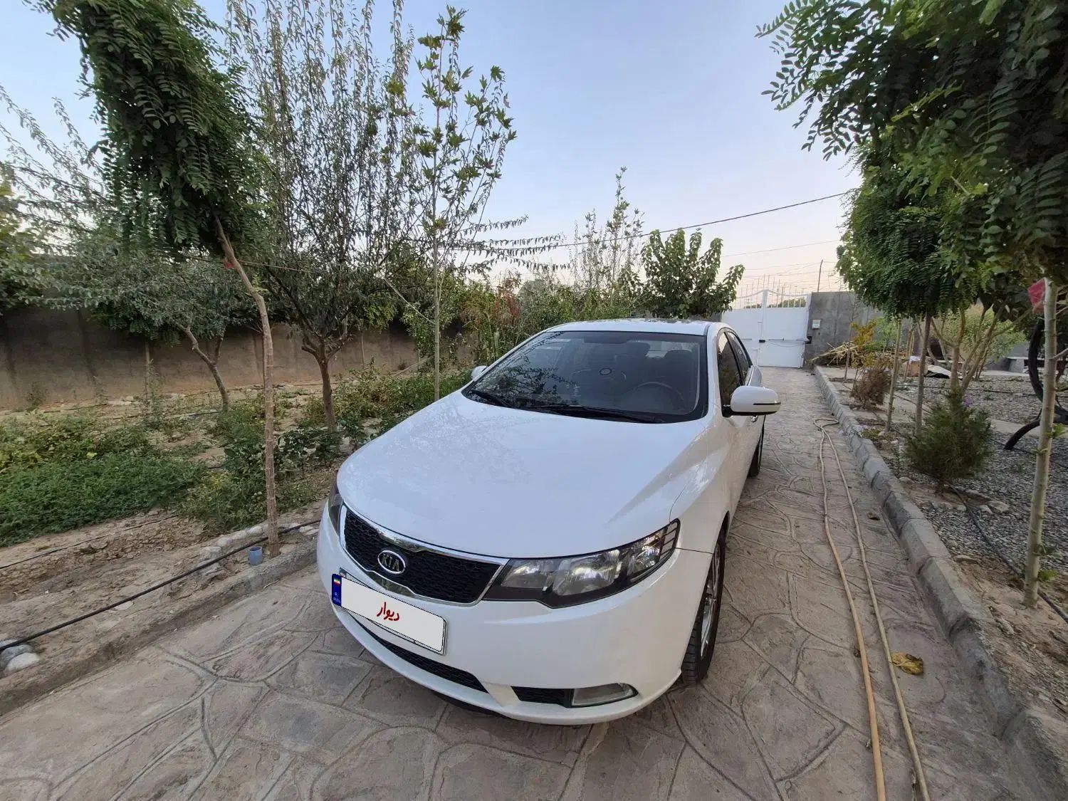 خودرو کیا، سراتو مونتاژ آگهی ann_20374193