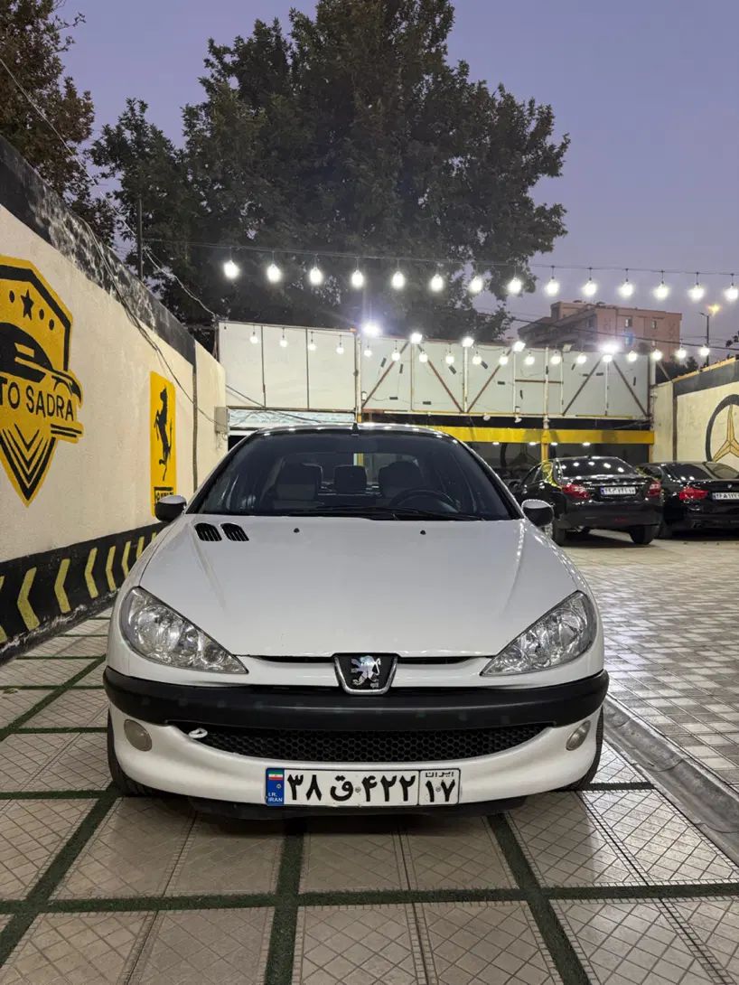پژو ۲۰۶ صندوق دار v8 - 1392