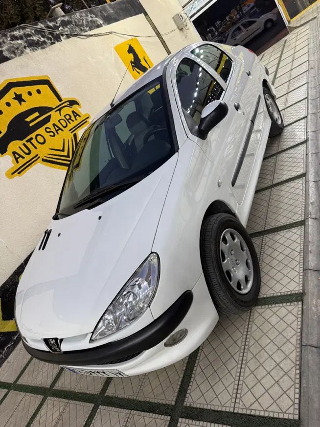 پژو ۲۰۶ صندوق دار v8 - 1392
