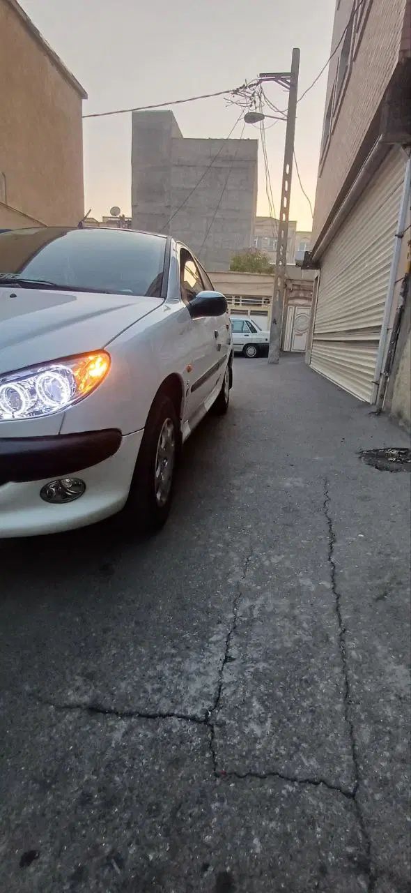 پژو ۲۰۶ صندوق دار v8 - 1394